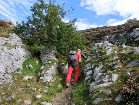 De braña en braña por Villar y Llamas