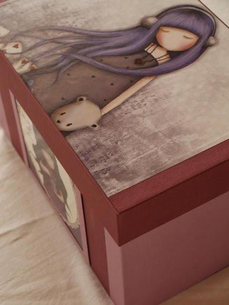 Cajas con tapa Gorjuss en Cartonnage.