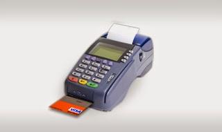 Clientes que pagan con tarjeta. Gestión contable del TPV. Contabilización comisiones tarjetas. Venta con tarjeta de crédito o débito.