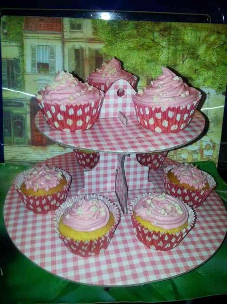 Cupcakes de Pantera Rosa con preparados Betty Crocker