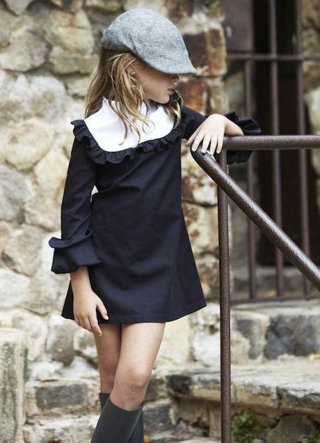 NO ME GUSTAN: LOS LAZOS, LOS POMPONES, CUELLOS ....ETC ETC NO ME GUSTAN: LOS LAZOS, LOS POMPONES, CUELLOS ....ETC ETC