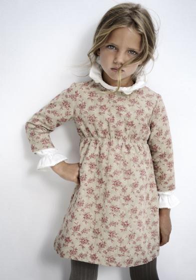 NO ME GUSTAN: LOS LAZOS, LOS POMPONES, CUELLOS ....ETC ETC NO ME GUSTAN: LOS LAZOS, LOS POMPONES, CUELLOS ....ETC ETC