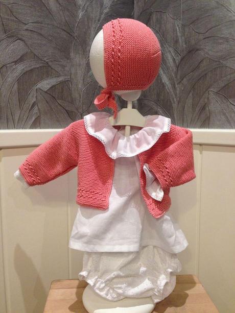 NO ME GUSTAN: LOS LAZOS, LOS POMPONES, CUELLOS ....ETC ETC NO ME GUSTAN: LOS LAZOS, LOS POMPONES, CUELLOS ....ETC ETC