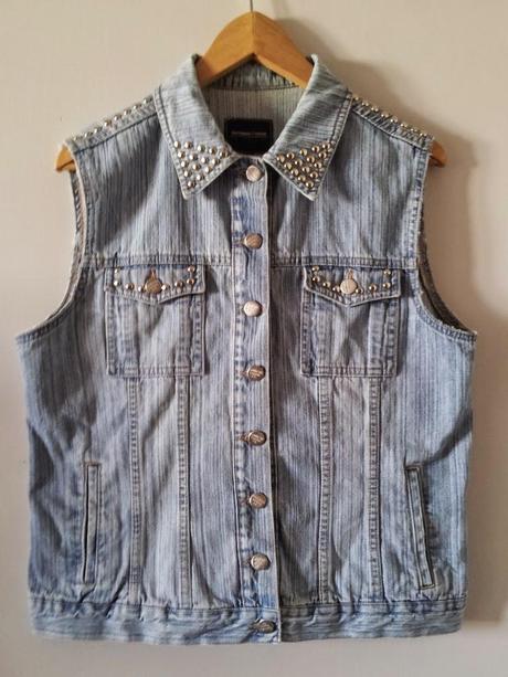 DIY: Cómo renovar un chaleco tejano con Animal Print DIY: Cómo renovar un chaleco tejano con Animal Print