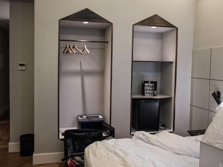 One Shot Recoletos 04, un Hotel de contrastes.