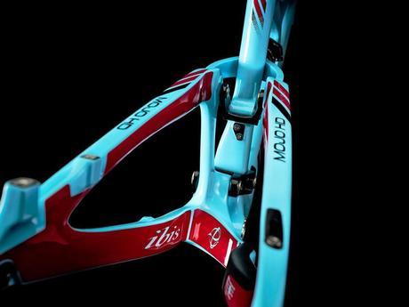 Ibis lanza su nueva máquina para Enduro Mojo HD, modelos en fibra de carbono 27.5 disponible a partir de diciembre Ibis Mojo HD 2015 3