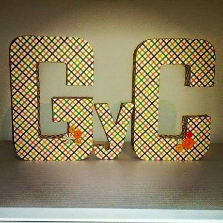 DIY: Decorando letras de cartón DIY: Decorando letras de cartón