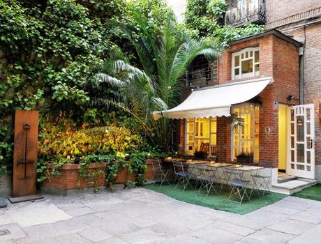 REDESCUBRIENDO MI CIUDAD; DÓNDE MÓNICA.-