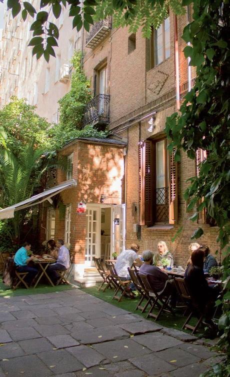 REDESCUBRIENDO MI CIUDAD; DÓNDE MÓNICA.-