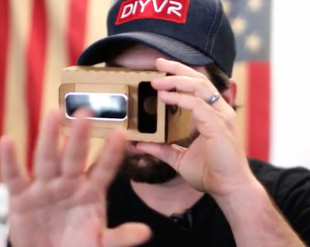 Casco de realidad virtual en cartón con código abierto por 25 dólares