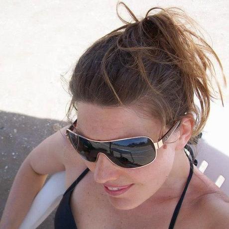 Carina Sedevich (13): Como segando un cariño oscuro (b): Carina Sedevich (13): Como segando un cariño oscuro (b):