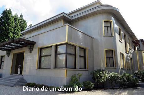 Visitando una de las joyas del “art déco” en Bruselas: la villa Empain. No podía faltar un consejo gastronómico para terminar. Visitando una de las joyas del “art déco” en Bruselas: la villa Empain. No podía faltar un consejo gastronómico para terminar.