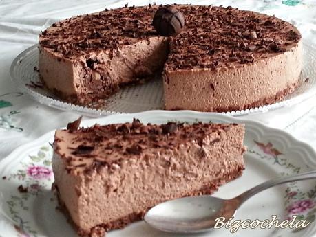 TARTA MOUSSE DE FERRERO ROCHER TARTA MOUSSE DE FERRERO ROCHER