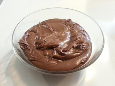 TARTA MOUSSE DE FERRERO ROCHER TARTA MOUSSE DE FERRERO ROCHER