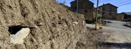 Aparecen restos de una necrópolis medieval en Llessui (Lérida)