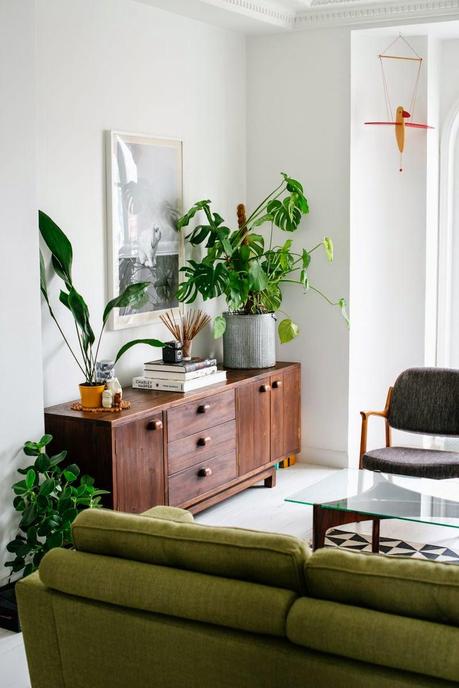 Un mismo salón en dos ciudades distintas