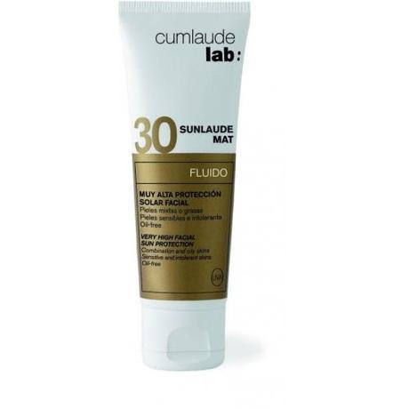 Protegiendo mi Rostro con Sunlaude SPF 30 Mat