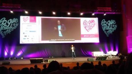 Amuda Goueli lqdvi - dibujando periodistas