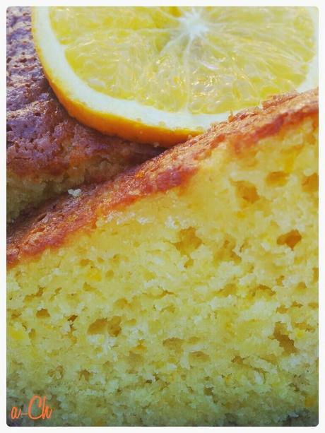 Bizcocho de naranja natural y alguna pepita de chocolate (para qué complicarse)