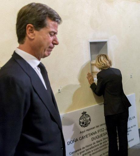 Aquí reposa la Duquesa de Alba
