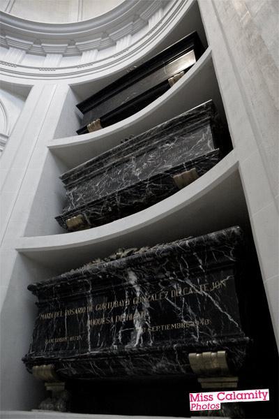 Aquí reposa la Duquesa de Alba