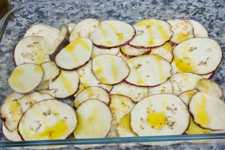 Ratatouille de verduras con queso de cabra al horno