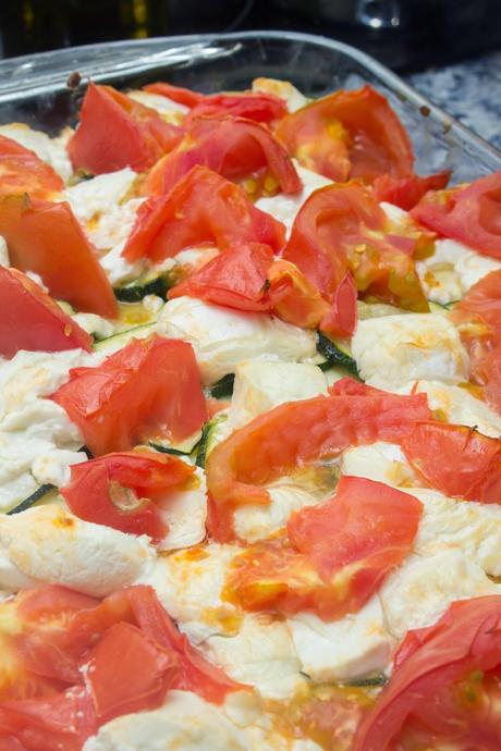 Ratatouille de verduras con queso de cabra al horno