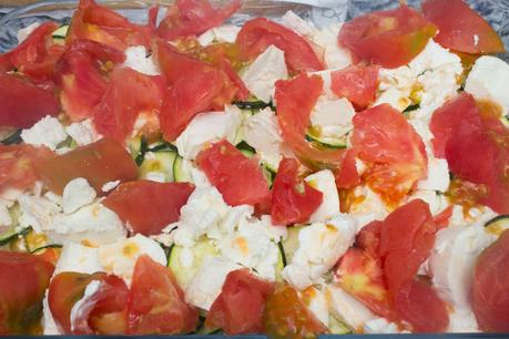 Ratatouille de verduras con queso de cabra al horno