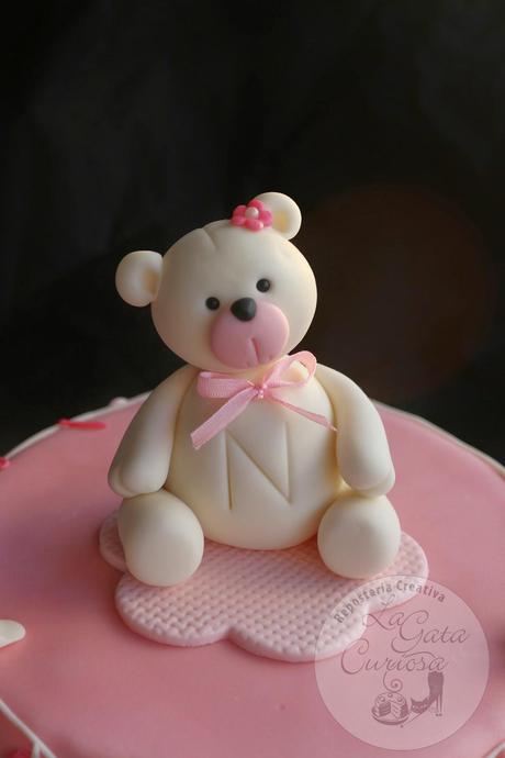 TARTA FONDANT PARA EL BAUTIZO DE NEREA