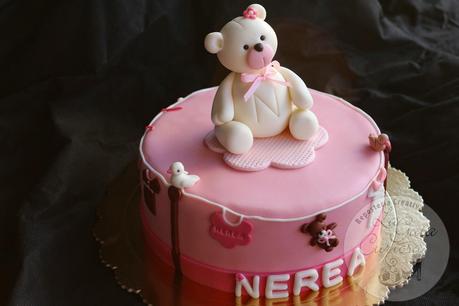 TARTA FONDANT PARA EL BAUTIZO DE NEREA