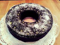 Brownie con fresas para Confianza Solidaria