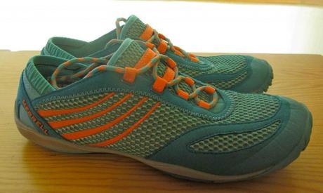 MARATÓN VALENCIA 2014: UN SUEÑO HECHO REALIDAD Y UN NEGOCIO PARA OTROS Mis zapatillas.