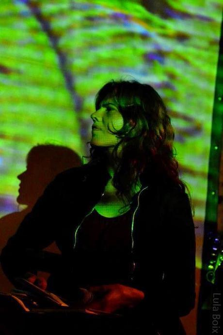 Carina Sedevich (14): Como segando un cariño oscuro (c): Carina Sedevich (14): Como segando un cariño oscuro (c):