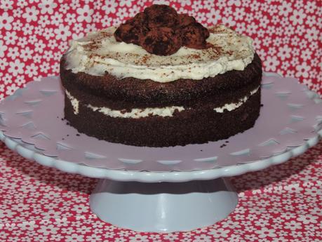 PASTEL DE CHOCOLATE Y TRUFAS !!!!