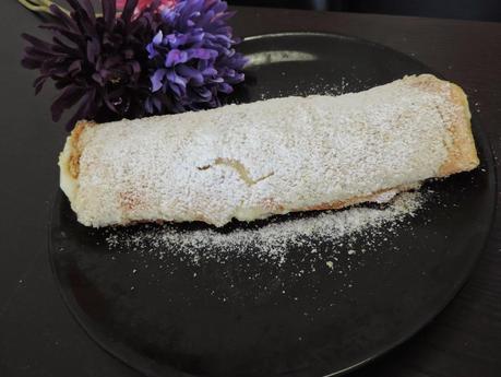 MERENGUE ENROLLADO -RELLENO DE CREMA