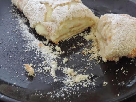 MERENGUE ENROLLADO -RELLENO DE CREMA