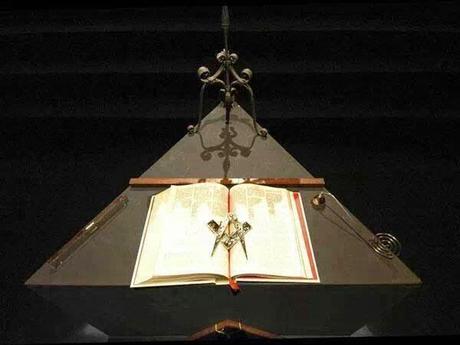 LA PALABRA SAGRADA DEL GRADO DE ARCO REAL INGLES