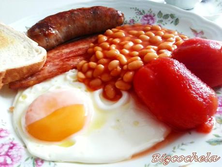 SPANISH - ENGLISH BREAKFAST : DESAYUNO HISPANO - BRITÁNICO