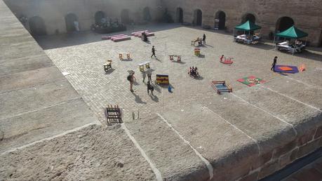 EL CASTILLO DE MONTJUIC EN BARCELONA: LUGAR DEFENSIVO, OF...