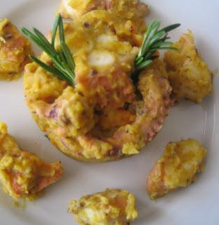 Puré de lentejas rojas con pulpo guisado