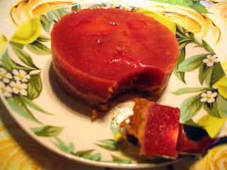 Minitarta de cumpleaños sin lactosa ni huevos