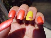 Manicura naranja amarilla