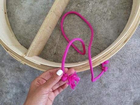 UN DORMITORIO FEMENINO + DIY ESTANTERIA REDONDA