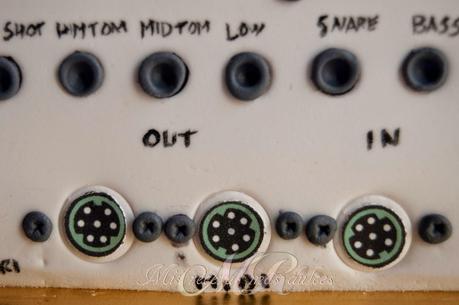 TARTA CAJA DE RITMOS  TR-909