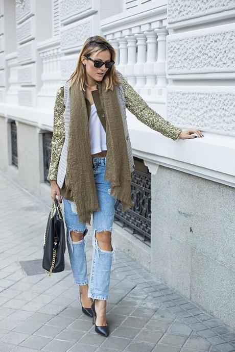 golden pailletes, sahariana, pull and bear, zara, rayban, kakhi, destroyed denim jeans, stilettos, OUTFITS, popi and hafner, cristina blanco, guiadeestilo, guia de estilo blog, blogger, spanish fashion blogger