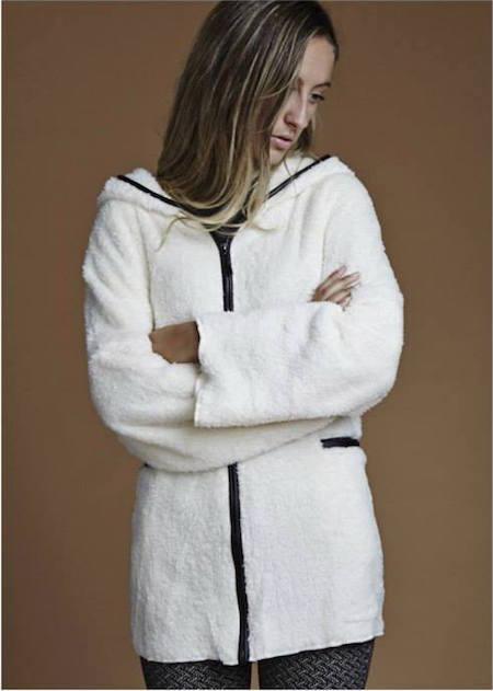 Chaqueta peluche, de Mulaya.