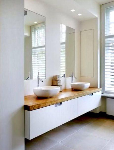 Fuera azulejos en tu cuarto de baño.