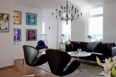 Una casa moderna con mucho color Una casa moderna con mucho color