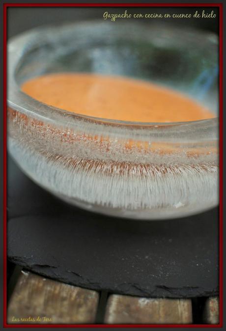 gazpacho con cecina en cuenco de hielo 05