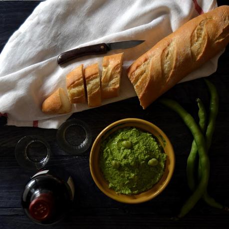 HUMMUS DE HABAS TIERNAS